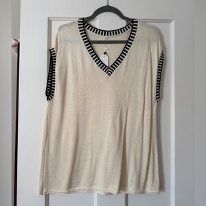 Cream Sleeveless V-Neck Sweater Top with Black Stripe Detail